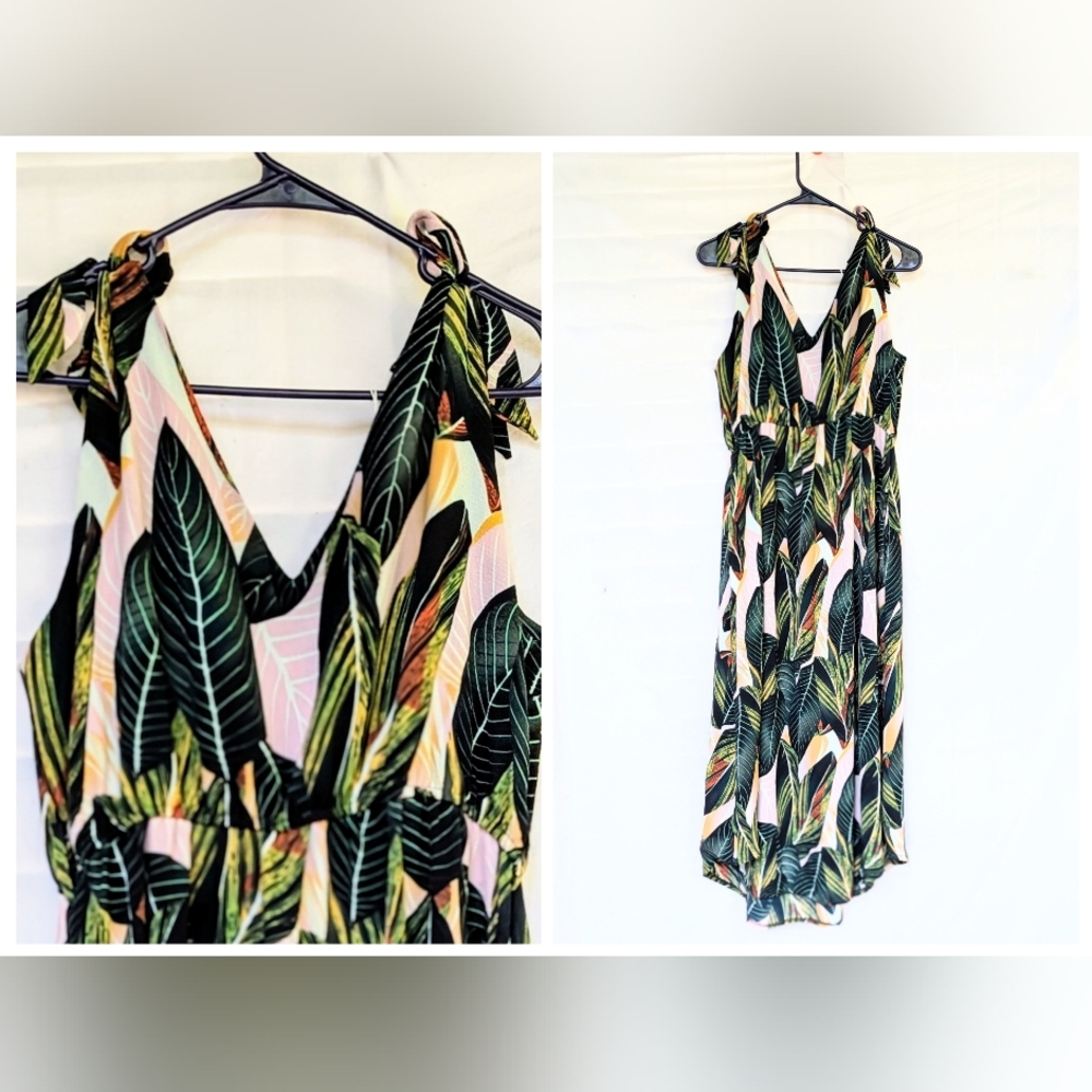 Hawaiian Sundress With Adjustable Tie Straps and pockets Size L